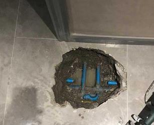 峰峰矿阳台漏水维修公司分享下暖气管道漏水的原因有哪些